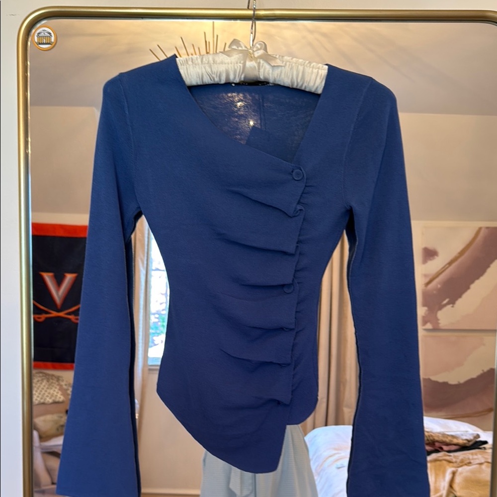 NWT Zara Rushed Knit Top. Blue. Size Small.